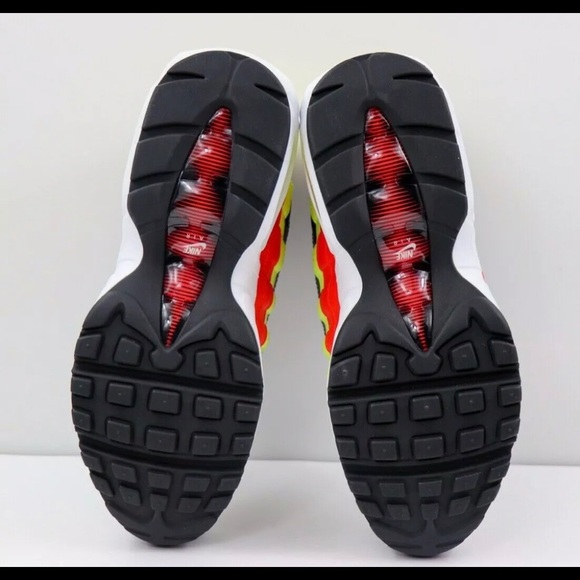 Nike Air Max 95 Volt Habanero Red Women MultiSize - Picture 7 of 7